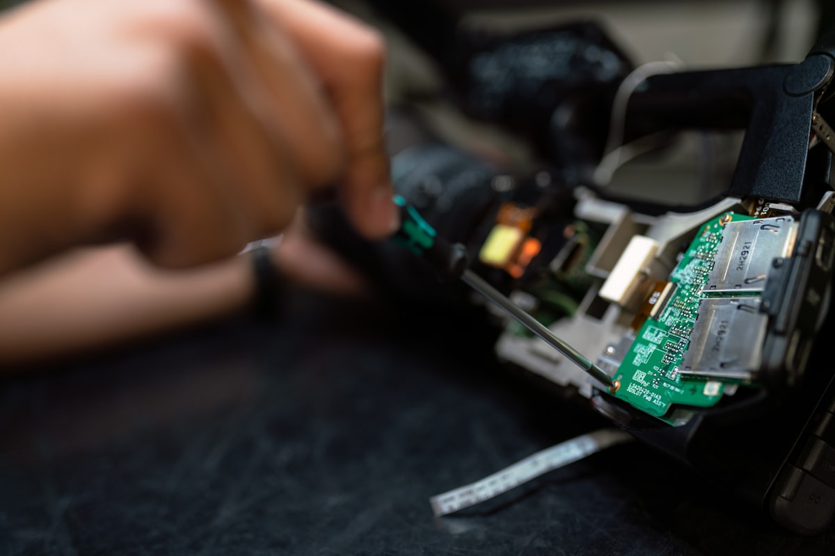 Engineering Projects for Kids & Youth: Programming, Robotics & Science (2026)
