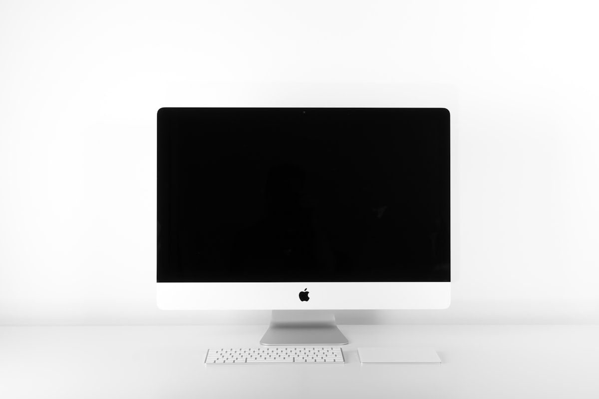 Best Monitors for Developers and Engineers (2026): Setup Guide
